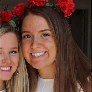 Meet your Posher, Madeline